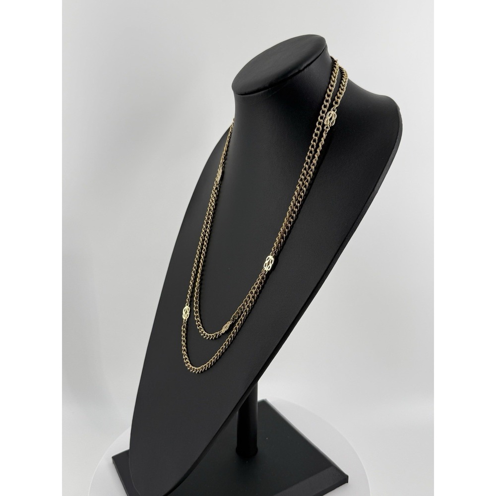 Vintage Monet Gold tone‎ 54 In Necklace with Charm Star Accents